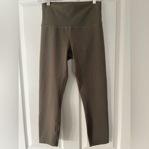 lululemon Wunder Train High Rise Crop 23” Legging Sz. 8 LW6BNFS